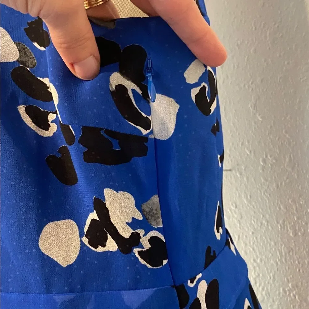 CAbi Blue Floral Untamed Electric Blue Asymmetrical Style 5576 Dress Size Large - Picture 4 of 9